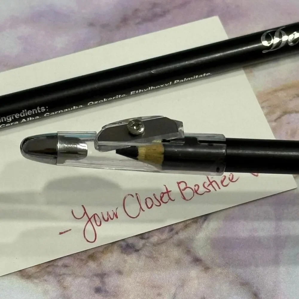 Dear She Fit All Eyebrow + Eyeliner Pencil in black